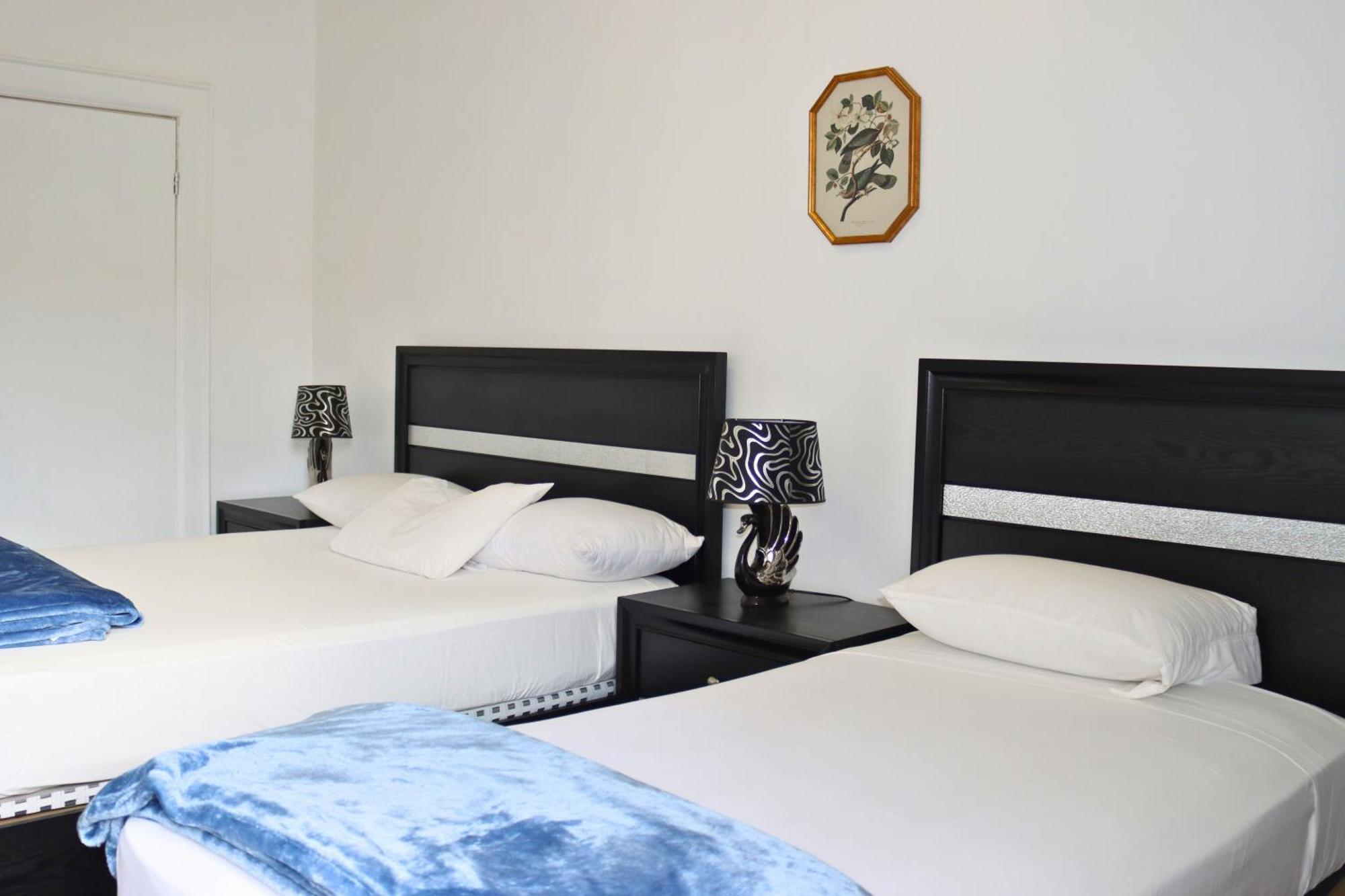 Klo Guest House นิวยอร์ก ภายนอก รูปภาพ